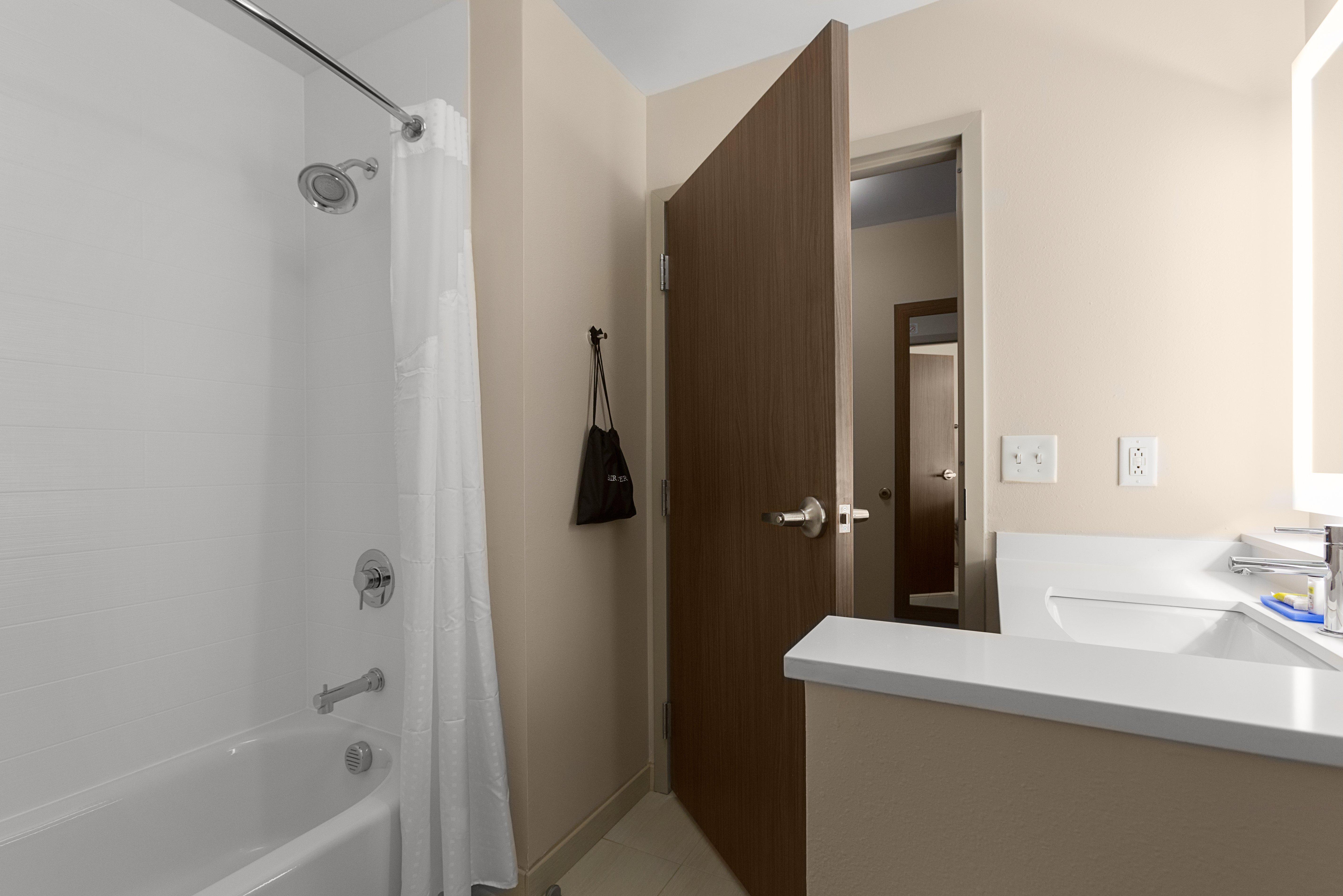Holiday Inn Express & Suites - Fayetteville South By Ihg Экстерьер фото