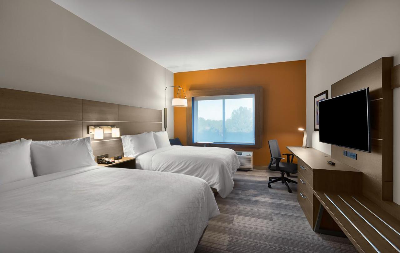 Holiday Inn Express & Suites - Fayetteville South By Ihg Экстерьер фото